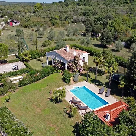 Moncodogno Villa *